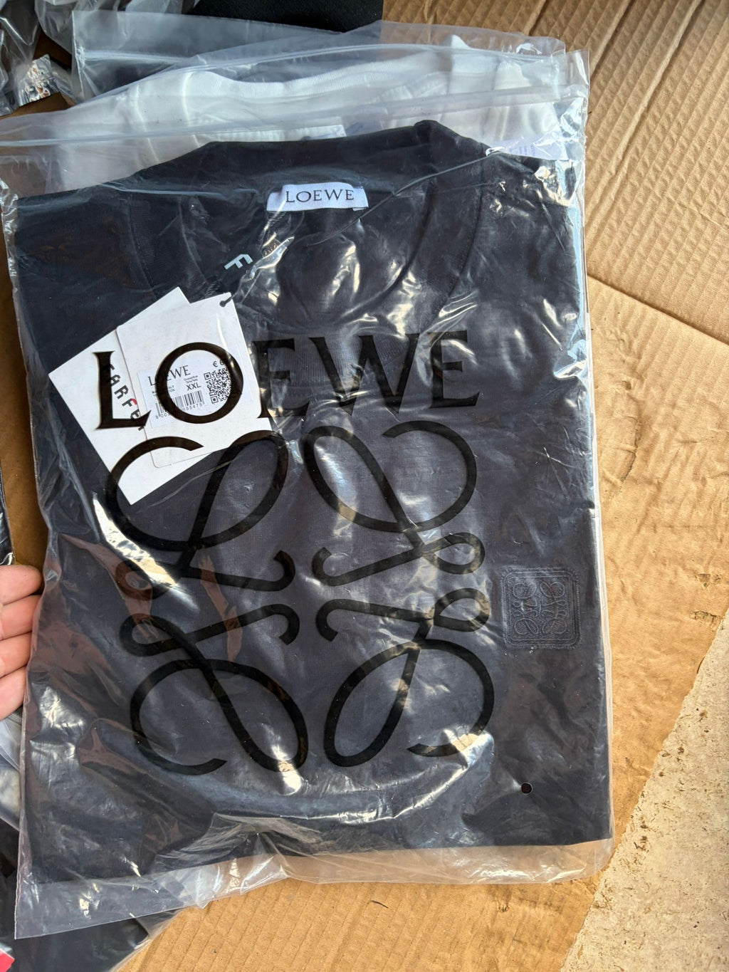 Box 24 (XXL)