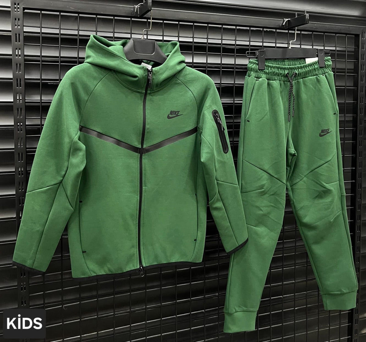 Nike Tech Fleece