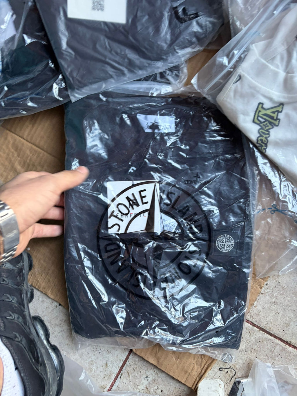 Box 37 (XXL)