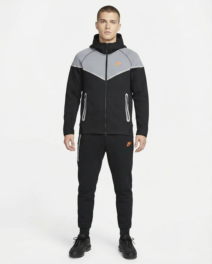 Nike Tech Fleece