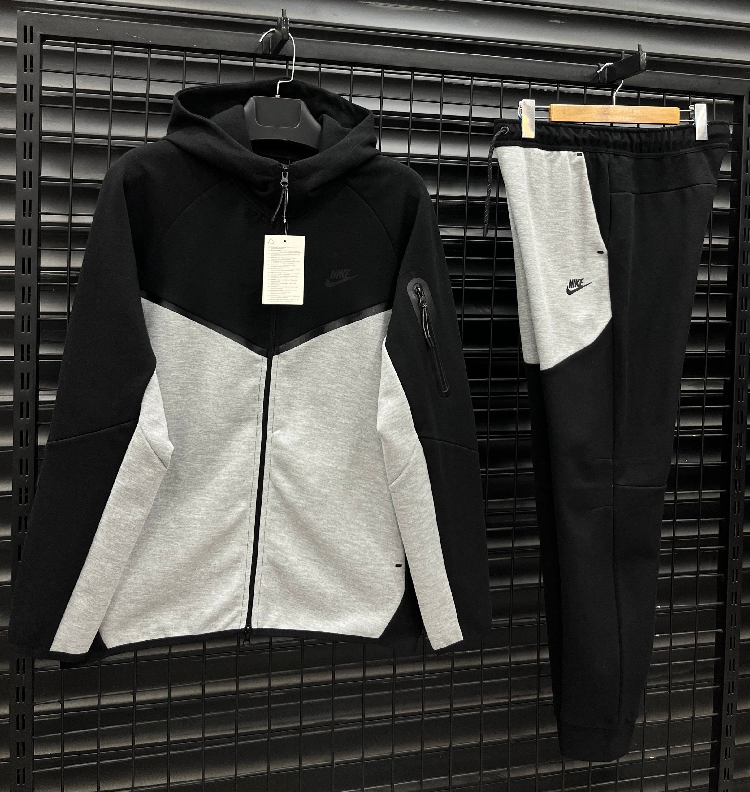 Nike Tech Fleece