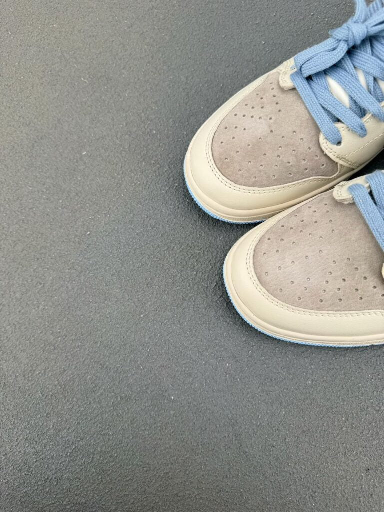 Air Jordan 1 Travis Scott x Louis Vuitton Low “Powder Blue”