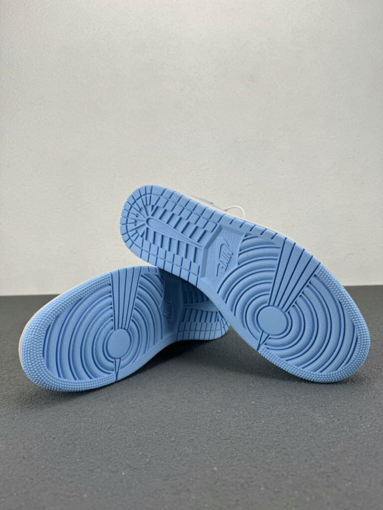Air Jordan 1 Travis Scott x Louis Vuitton Low “Powder Blue”