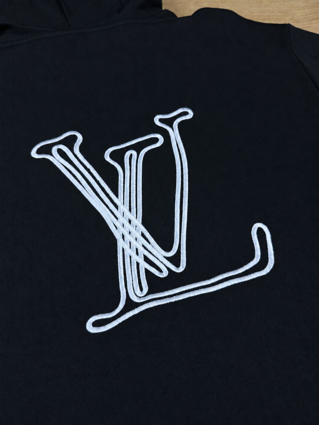 Louis Vuitton Majica s Kapuljačom “Black”