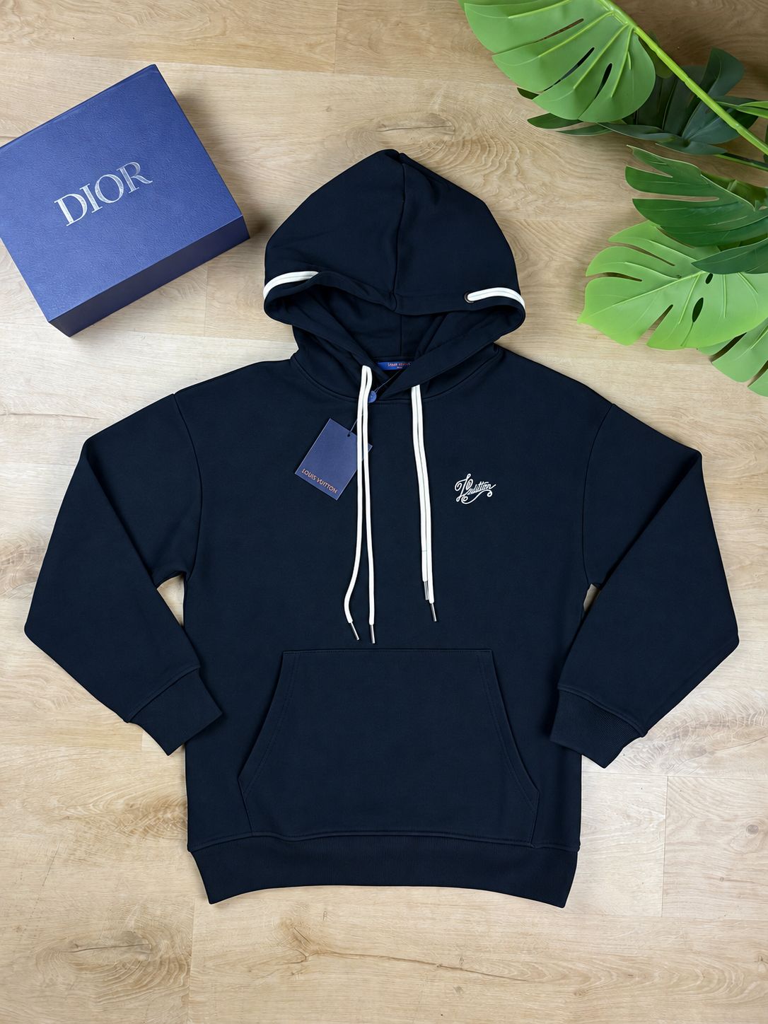 Louis Vuitton Majica s Kapuljačom “Black”