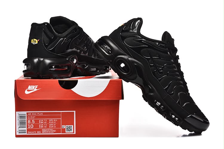 Nike Air Max Plus TN “Triple Black”